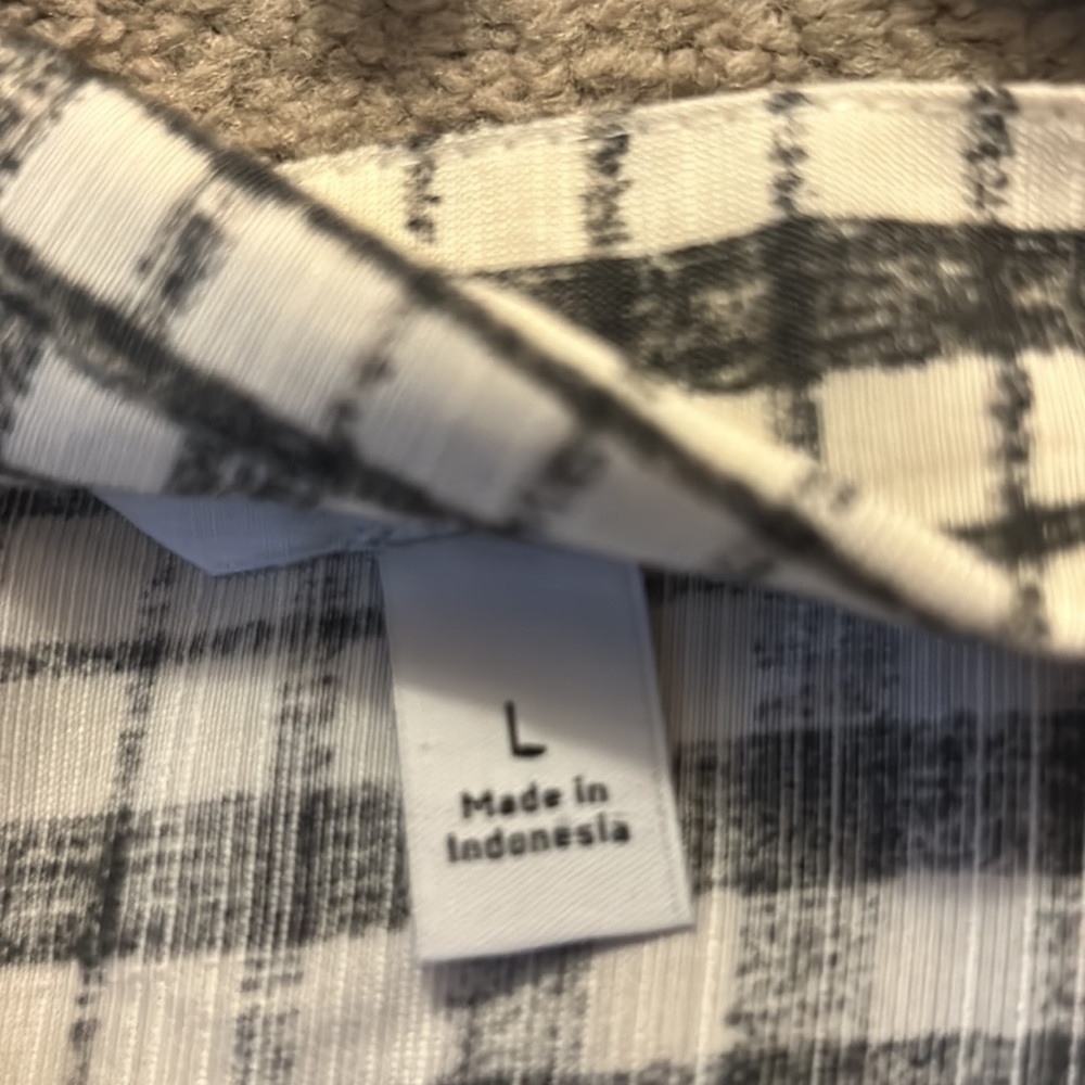 Grey button down - Picture 2 of 4